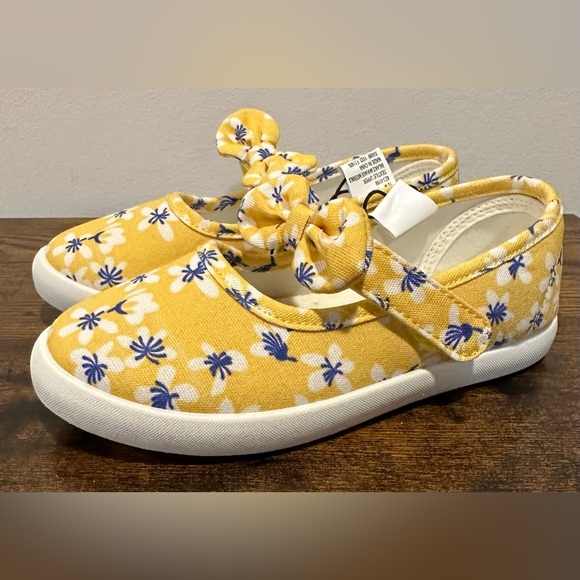 Thereabouts Baby/Toddler Girls Yellow Luna Slip On Shoes NWT Various Sizes - Picture 1 of 7
